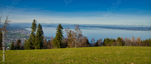 Fünfländerblick von Grieb in der Schweiz auf den Bodensee photo