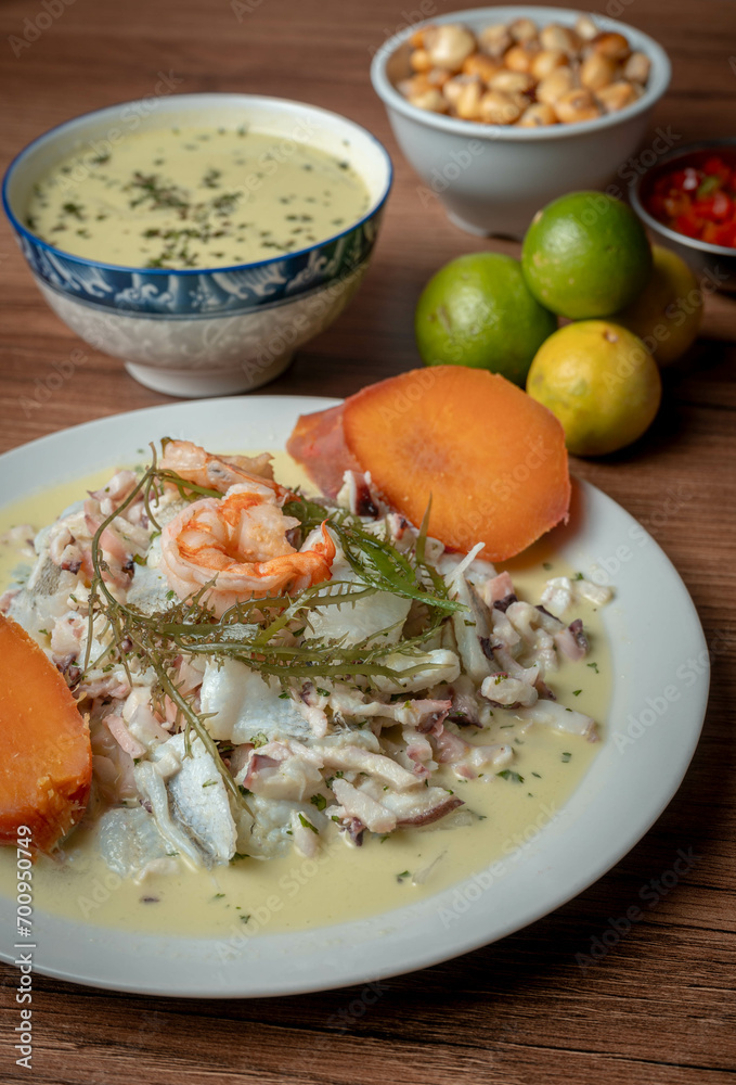 fotografía de ceviche típico del Perú, fotografía de ceviche típico del Perú,