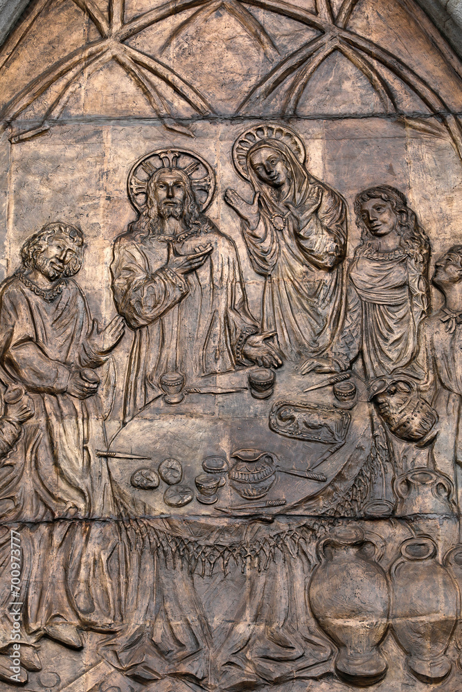 Basilica of the National Vow (Spanish: BasÃ­lica del Voto Nacional), Roman Catholic church located in the historic center of Quito, Ecuador. Tympanum relief depicting the wedding and miracle at Cana