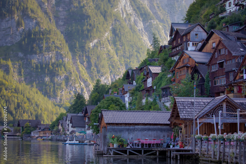 Fototapeta premium Hallstatt Mountain Houses