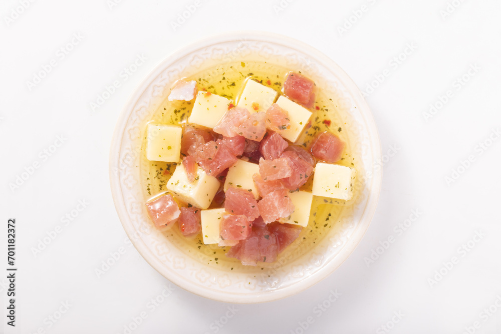 チーズとドライハムのオイル漬け チーズとドライハムのオイル漬け