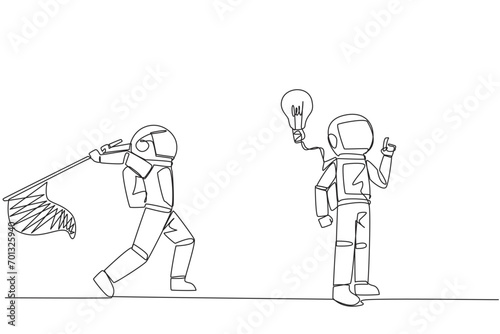 Continuous one line drawing astronaut who comes up with an idea. A brilliant idea that will be stolen by a business partner. Cheating in business. Betrayal. Single line draw design vector illustration