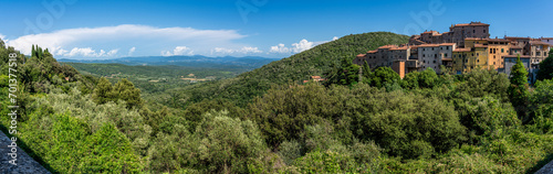 The beautiful village of Sassetta on a sunny summer day. Province of Livorno  Tuscany  Italy. 