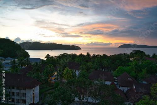 beautiful sunset on an island © Fizzl