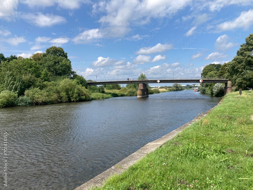 Fluss Aller in Verden mit Brücke in Niedersachsen
