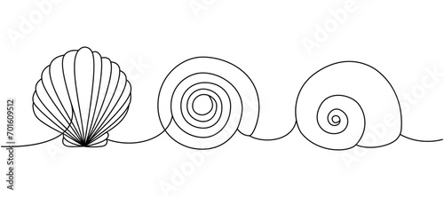 Scallop sea shells. Sea shells, mollusks, scallop, pearls. Tropical underwater shells continuous one line illustration. Vector minimalist illustration