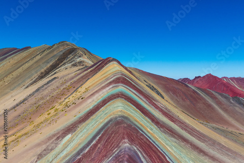 7 colored mountain in Peru, Vinicunca © Segge951
