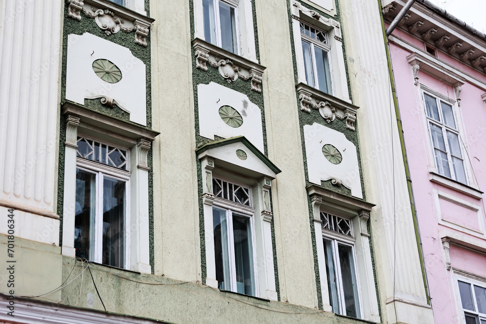 Naklejka premium Building. Balcony. Facade. Framing. Console. Wall. Glass. Window. Fronts. Decoration.