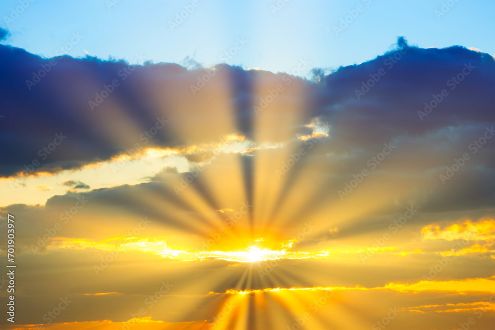 Fototapeta premium Sunset sky with sunset clouds, sun rays and dramatic sky