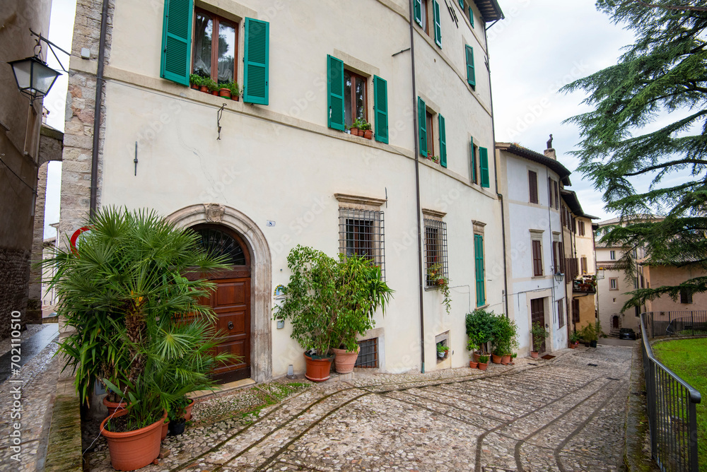 Fototapeta premium Pedestrian Alley in Spoleto - Italy