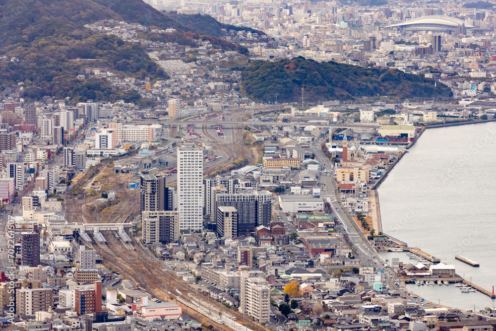 山の上から見る北九州門司の街並み