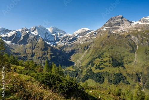 High Tauern mountain range in Austria © manfredxy