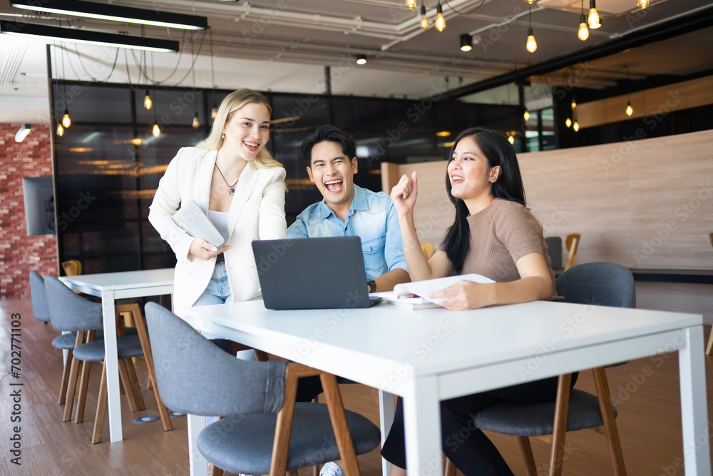 University Students Finding Success Through Collaborative Learning in the Library
