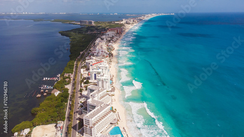 Visão aérea da região costeira de Cancun no México