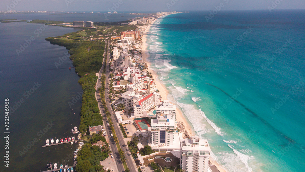 Fototapeta premium Visão aérea Cancun, México
