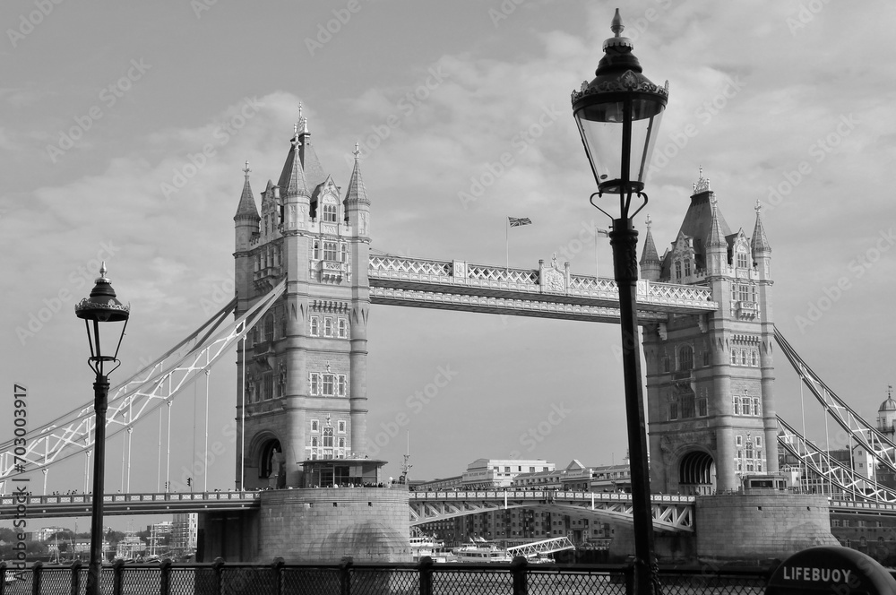 Obraz premium Tower Bridge is a Grade I listed combined bascule and suspension bridge in London, built between 1886 and 1894, designed by Horace Jones