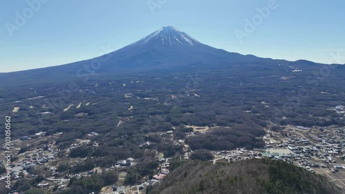 Wallpaper Mural 足和田山から富士山の眺め、日本のドローン映像、南アルプス Torontodigital.ca