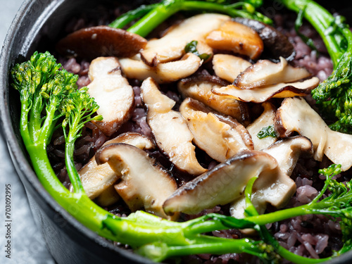 Nutritious rice with mushrooms,  Hot Stone Pot Rice photo