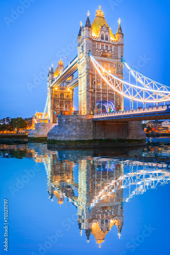 Fototapeta Naklejka Na Ścianę i Meble -  London, United Kingdom. Tower Bridge, illuminated dusk over River Thames