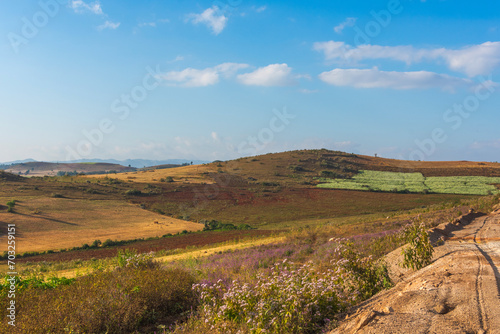landscape in the Kalaw Hills © Htike