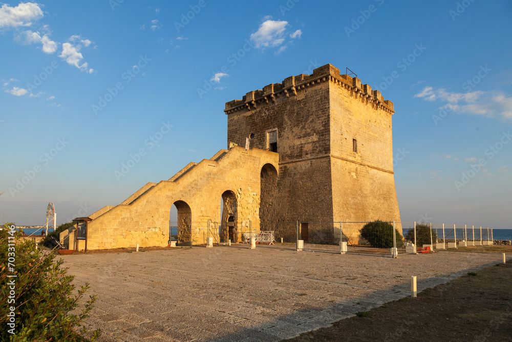 Obraz premium Torre di San Tommaso a Torre Lapillo in Puglia Salento