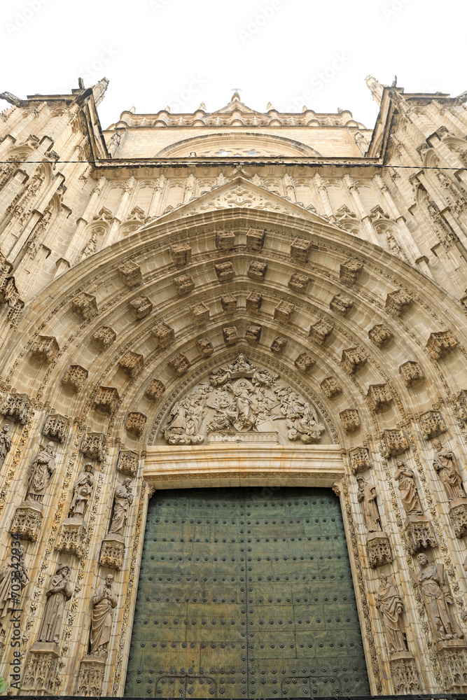 sevilla pórtico puerta de la catedral entrada metal bronce 4M0A5262-as24