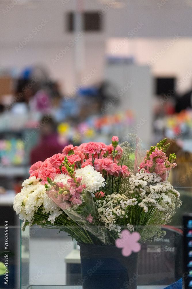flores en contexto de oficina flores en contexto de oficina