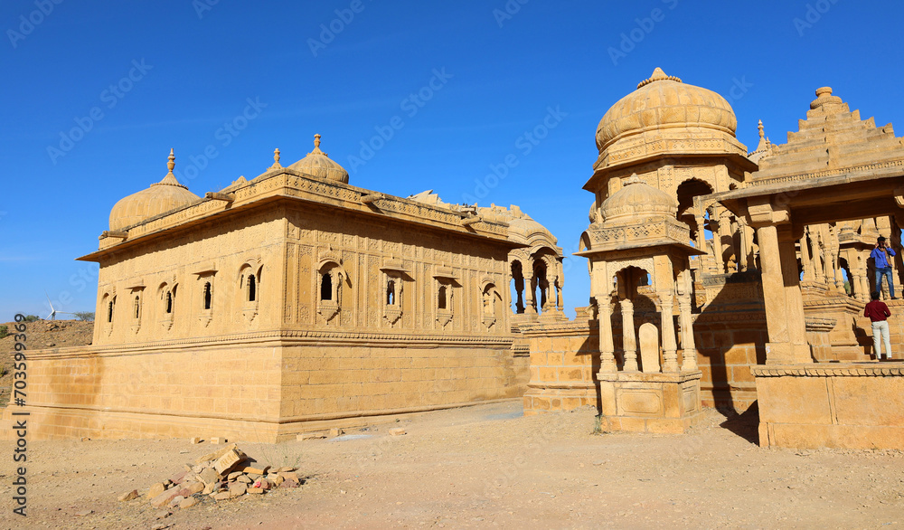Obraz premium Vyas Chhatri cenotaphs here are the most fabulous structures in Jaisalmer, and one of its major tourist attractions.