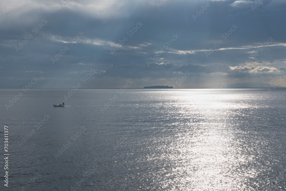 Obraz premium Morning sea and fishing boat