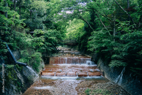 仙仁温泉岩の湯の風景 © Kazuki