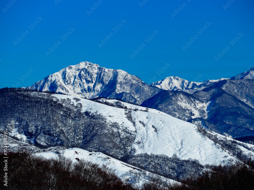 Obraz premium 冠雪の北アルプス