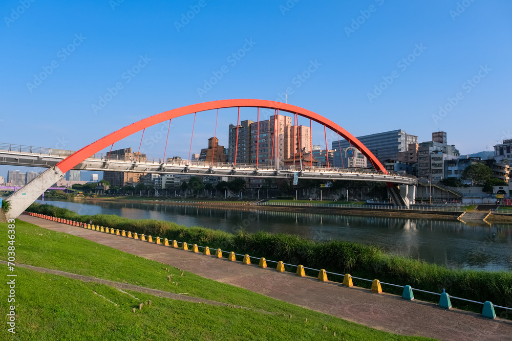 Obraz premium 台湾 台北市 レインボー橋