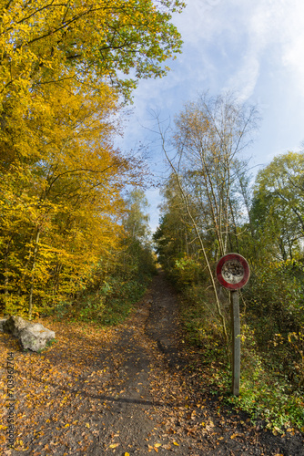 Départ de la montée du terril photo