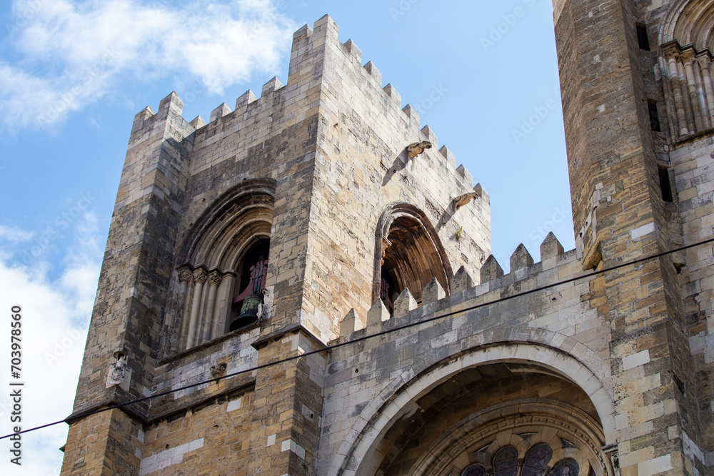 Fototapeta premium Stunning low-angle shot of the Lisbon Cathedral in Portugal.
