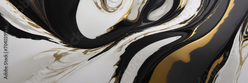 Ein abstraktes St  ck Alkoholtinte mit einer harmonischen Mischung aus metallischem Gold  tiefem Marineblau und einem Hauch von Smaragdgr  n  die eine luxuri  se und elegante Komposition schaffen.