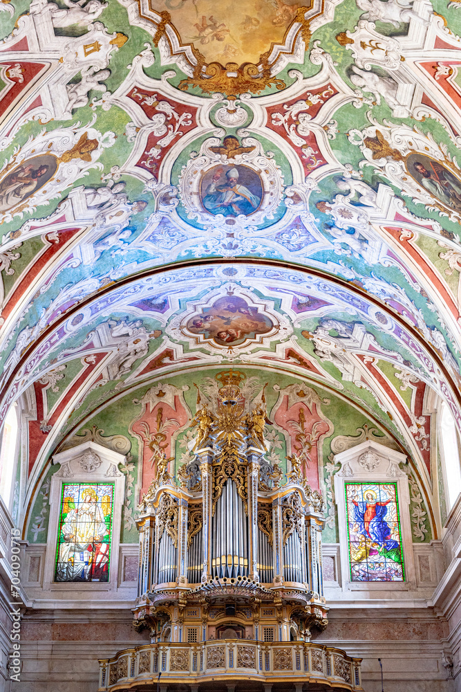 Interior ceiling of the Basilica of the Martyrs, Church of the Holy Sacrament, Lisbon-estremadura-portugal.1-1-2024
