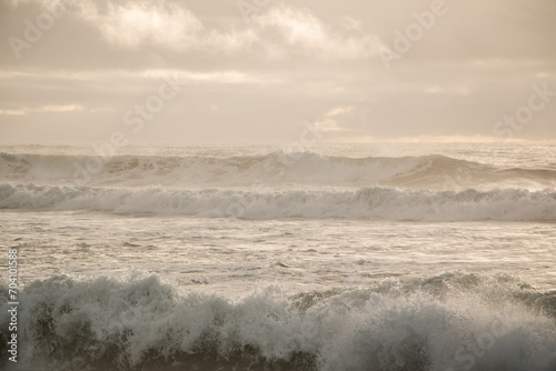 Waves at sunset - Westcoast of New Zealand - 03