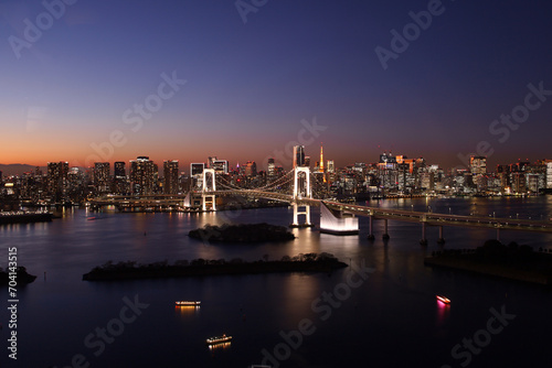 お台場から見たレインボーブリッジと夜景