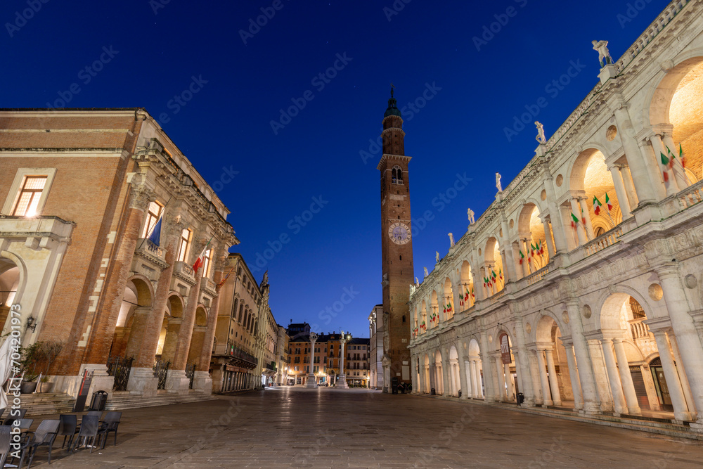 Vicenza - Piazza dei Signori at dusk with the Basilica Palladiana and Loggia del Capitaniato.

Keywords language: English