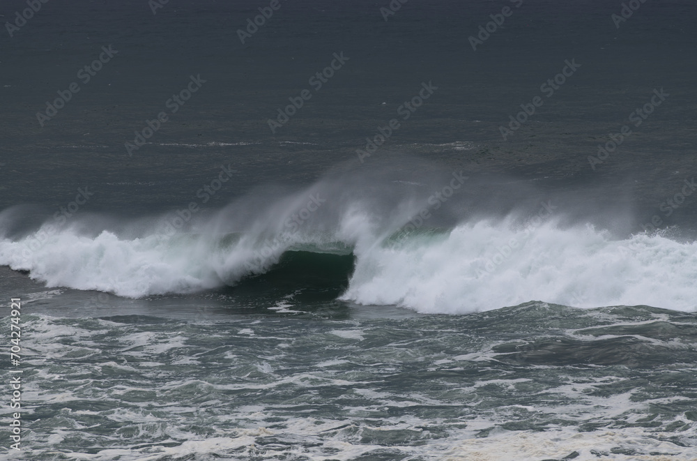 Wave crashing in the Pacific ocean Wave crashing in the Pacific ocean
