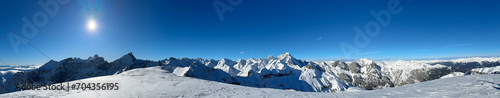Winterpanorama Stubaier Alpen Obernberger Tribulauen über Gnschnitztal bis Brennerstrasse