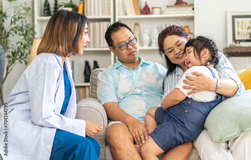 Portrait of smiling caring asian doctor service help support discussing and consulting taking care with small girl patient, child health, kid sick, medicine, medical checkup. children healthcare