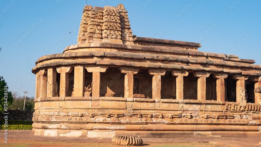 Fototapeta premium Archaeological Site: Ancient temple (Durga Temple, Aihole)