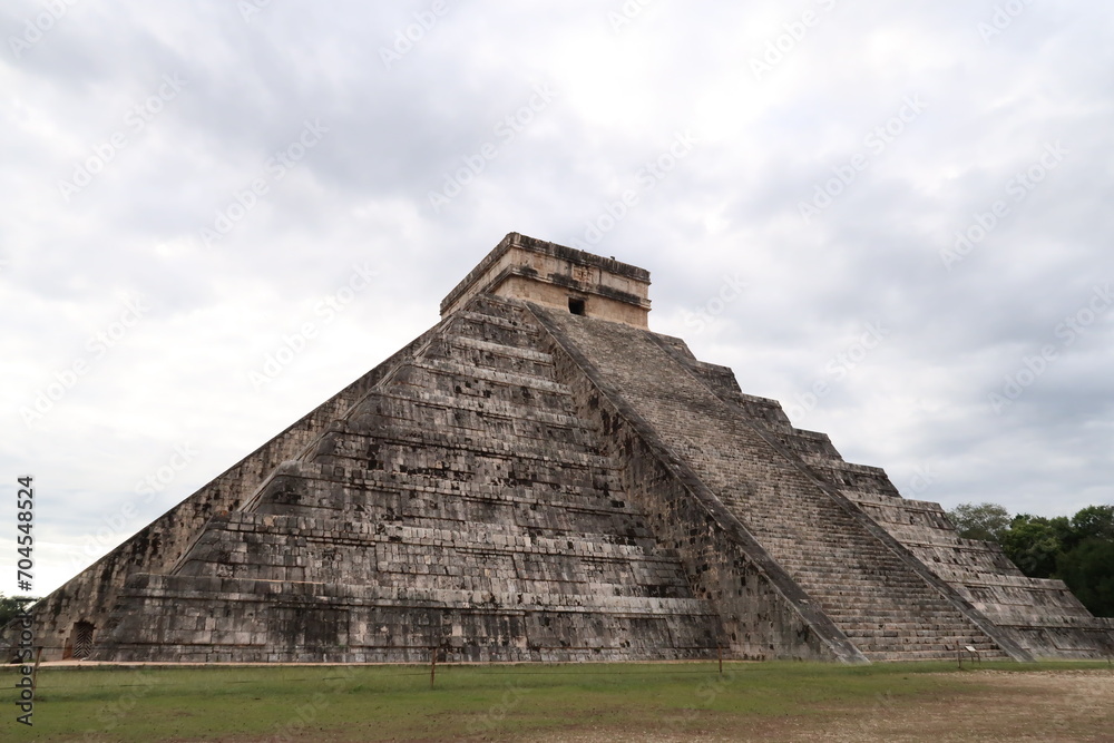 Kukulcan Pyramid, El Castillo, The Castle from the side, Chichen Itza, Valladolid, Mexico