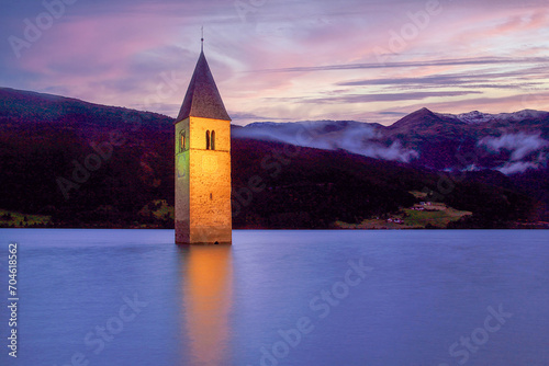 Kirchturm Reschensee Südtirol photo