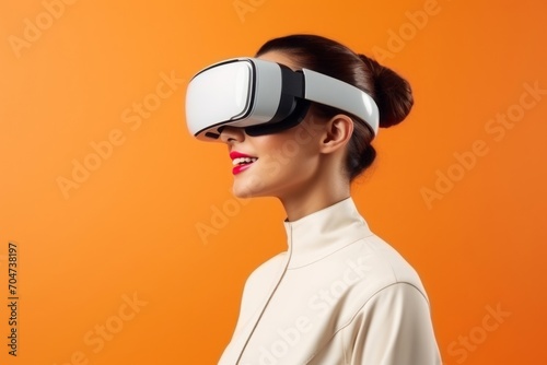 VRを体感する女性ポートレート,Generative AI AI画像 © beeboys