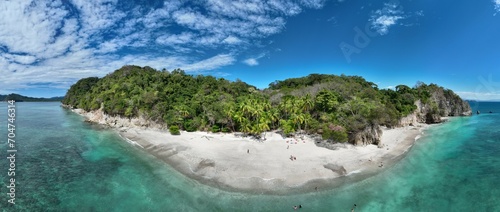 Fototapeta Naklejka Na Ścianę i Meble -  Capturing the Coastal Splendor: Stunning Photos of Playa Quesera, Costa Rica's Serene Seaside Beauty