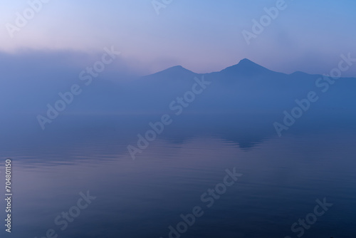 磐梯山の朝霧