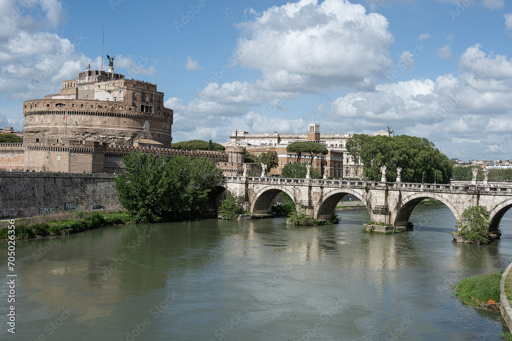 Engelsburg mit Engelsbrücke, Rom, Italien