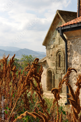 Architektura sakralna, Gruzja, stare, zabytkowe kościoły prawosławne photo